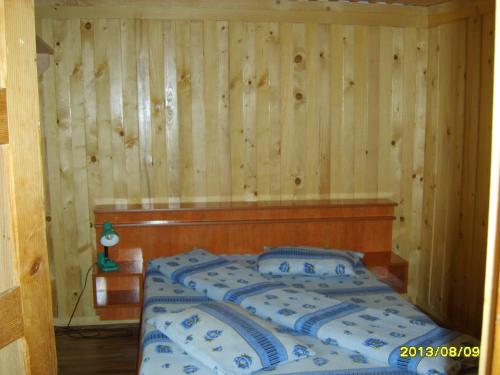 1 double bed