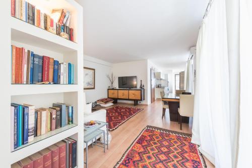 Syntagma Voulis Apartment - image 5