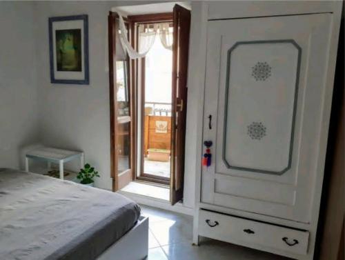 LE ORIGINI casa in borgo tipico lucano in Trivinjo