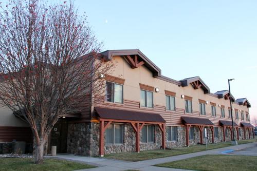 C'mon Inn Grand Forks - 출입구