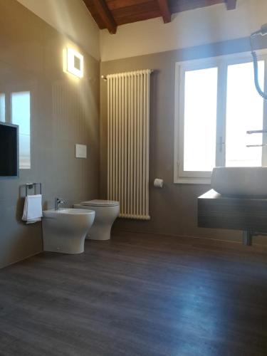 Hotel Paradise - image 8