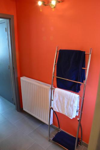 AU PIED DE L'ABBAYE DE LEFFE in Dinant