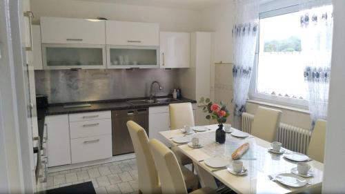 Große 130qm Ferienwohnung mit Whirlpool