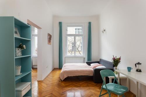 Welcoming Flat in Vinohrady by Prague Days - image 7