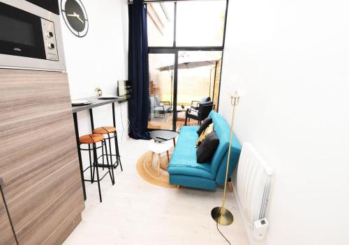 COSY APPART - HYPER CENTRE - TRAMWAY - TERRASSE - leRelaisdOdile3 - image 7