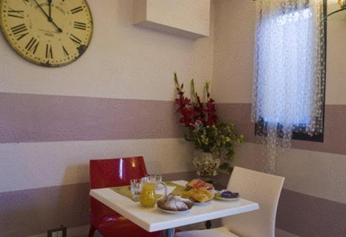 Mat og drikke, Hotel Colombo Genova near Chiesa del Gesù