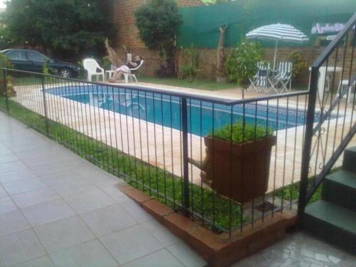  - Residencial Azaleas Place Guest House, Hostal, Puerto Iguazú,  Argentina - precio, comentarios, reserva de alojamientos, contacto