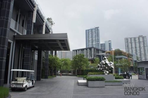 The Base Park East - Bangkok Sukhumvit 77 - image 6