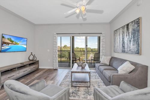 Relaxing 3BR Near Disney - Pool and Hot Tub! - image 4