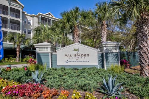 Relaxing 3BR Near Disney - Pool and Hot Tub!