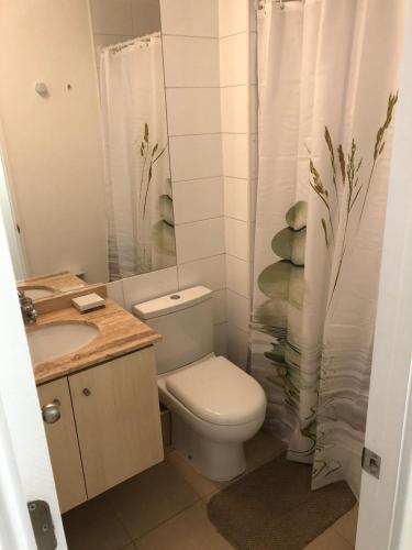 Bathroom, Departamento en Papudo Laguna in Zapallar