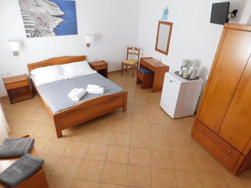 Pasithea Folegandros - image 7