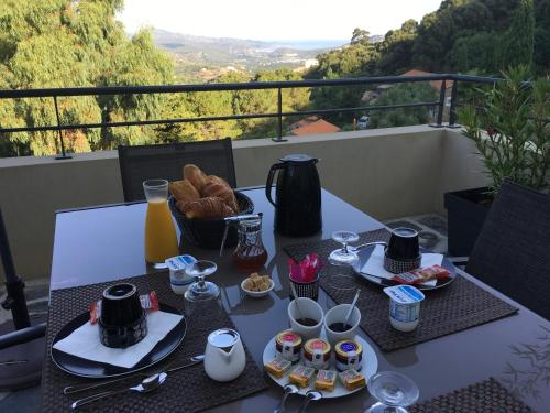 Ēdiens un dzērieni, A Casa Di Campa in Oletta ciems