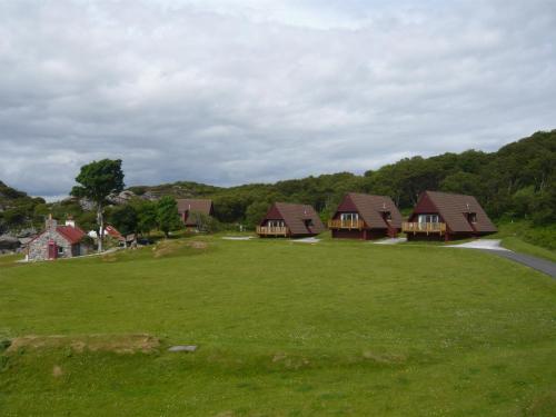 Зовнішній вигляд готелю, Lochinver Holiday Lodges & Cottages in Лочінвер