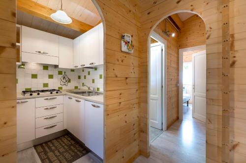 Glamping Villaggio Parco Dei Castagni 4 stelle in Montecreto