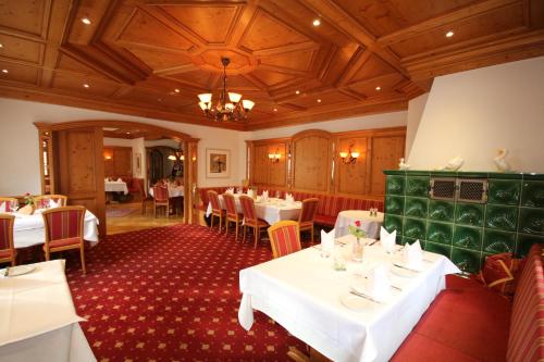 餐廳, Hotel-Restaurant Hirsch in 貝格豪普滕