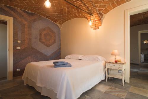 Acini e Rose in Montalenghe
