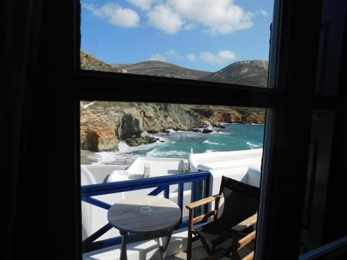 Pasithea Folegandros 5