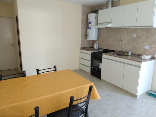 One-Bedroom Apartment image 1