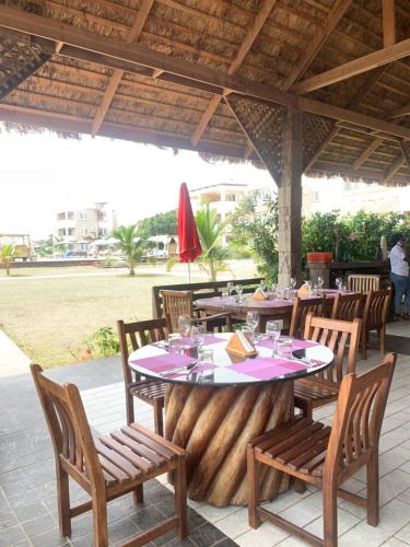 Nourriture et boissons, The C Resort in Prampram