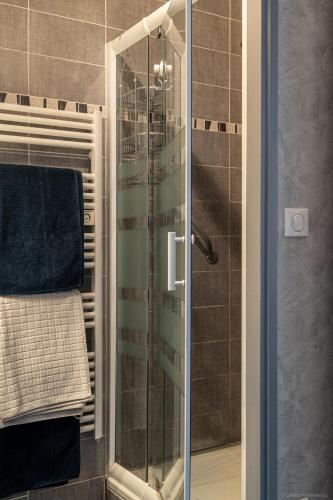 Beach side Helio ground floor apartment with attached garage in the Naturist Village - image 3