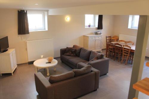 Three-Bedroom Cottage image 1