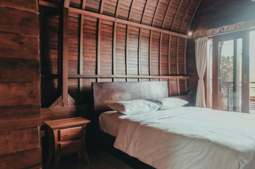 Sekar Arum Riverside Resort in Canggu Room Type - Deluxe Bungalow