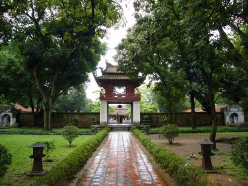 Hanoi Street Hotel