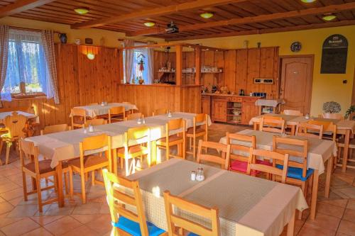 Restorāns, Horská Kvilda - Ubytování U Chvalů (Horska Kvilda - Ubytovani U Chvalu) in Horská Kvilda