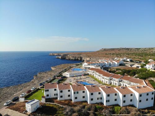 Vista exterior, Hotel HYB Sea Club in Menorca