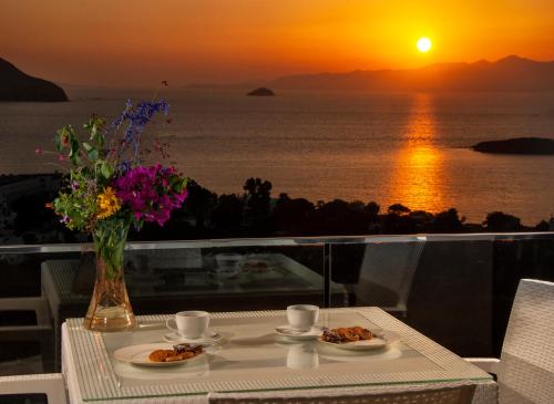 شرفة/ تراس, Bodrum Infinity Apartments in تورجوتريس