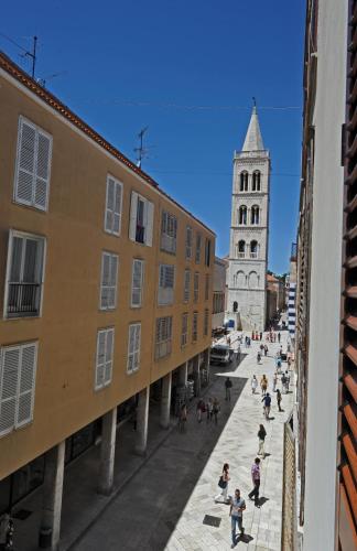Tinel Rooms Old City Center 2