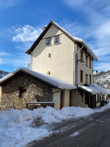 Bejárat, Hôtel Génépi (Hotel Genepi) in Beuil