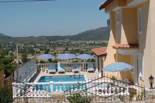 Villa Kadyanda with Private Pool and Games Room