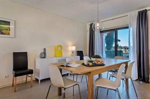 สิ่งอำนวยความสะดวก, Villa Lux - 5O in ตาวิรา
