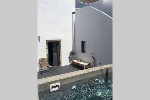 Santorini Folia Cave house, 4 pers, view, jacuzzi