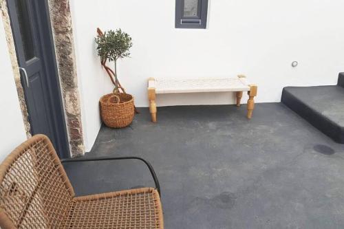 Santorini Folia Cave house with jacuzzi Santorini Folia Cave house with jacuzzi