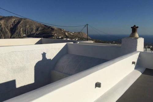 Santorini Folia Cave house with jacuzzi Santorini Folia Cave house with jacuzzi