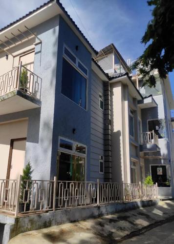 Exterior view, Eden Paradisee in Botanical Garden