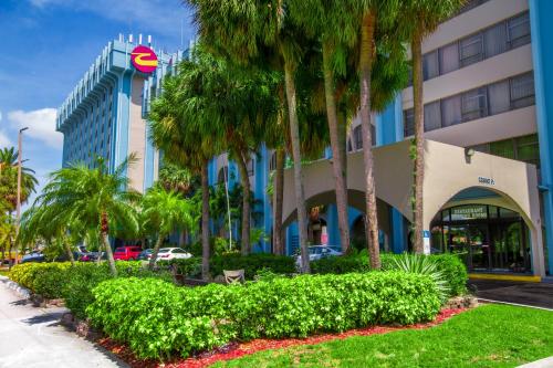 Clarion Inn & Suites Miami International Airport