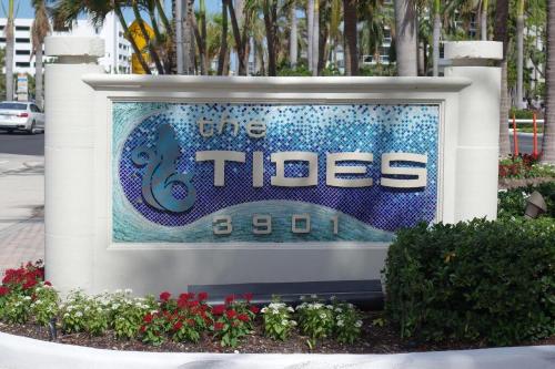 Direct Ocean View Condo at Tides of Hollywood - 6L