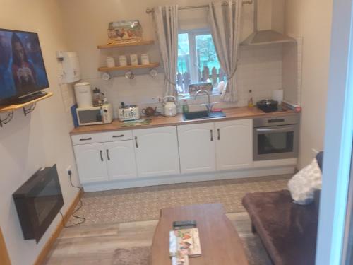 A New U Country Cottage Apartment