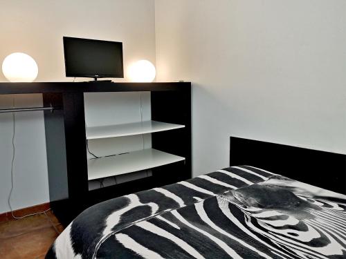1 twin bed