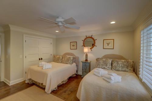 34 Beach Club Villa - image 9
