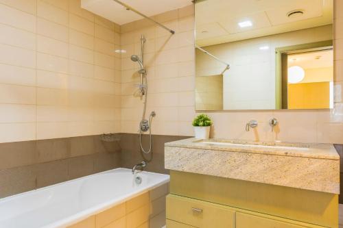 GuestReady - The Lofts - image 10