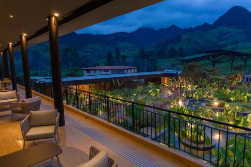 ระเบียง/ชานเรือน, Termales El Otono in มานิซาเลส