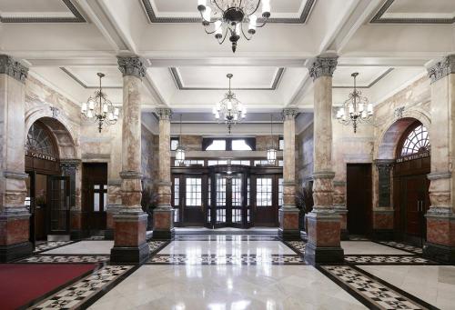 Lobby, Club Quarters Hotel, Trafalgar Square in West End Soho