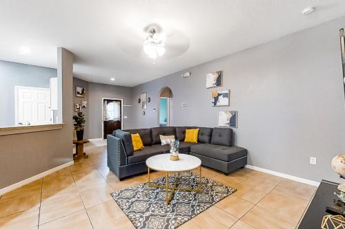 Sandy Point Oasis - image 2