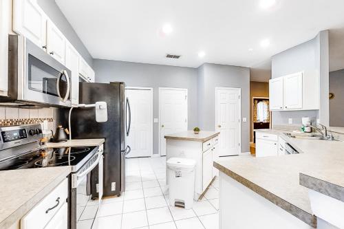 Sandy Point Oasis - image 3