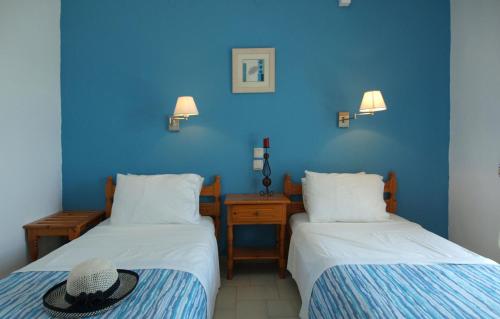  Lake Studios in Koukounaries